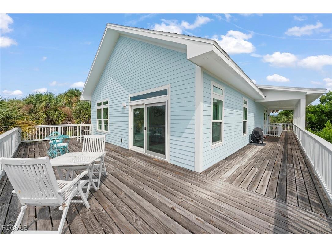 737 Vinca Way Sanibel FL 33957 2025014085 image37