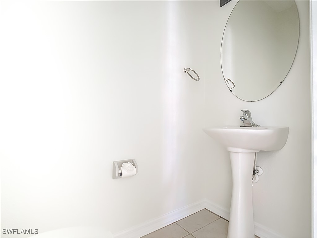 7376 Bristol Circle Naples FL 34120 225057800 image25