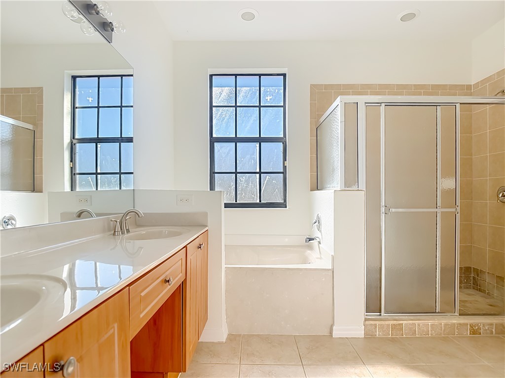 7376 Bristol Circle Naples FL 34120 225057800 image37