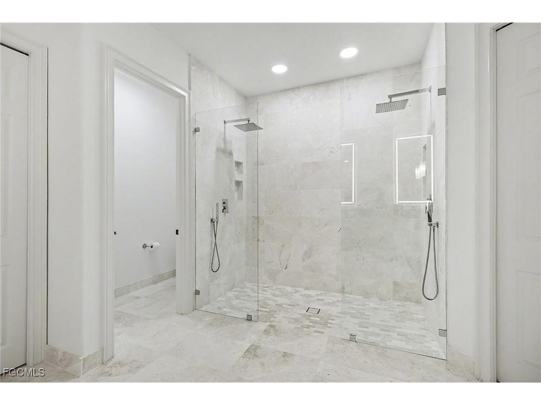 7376 Heritage Palms Estates Drive Fort Myers FL 33966 2026001146 image23