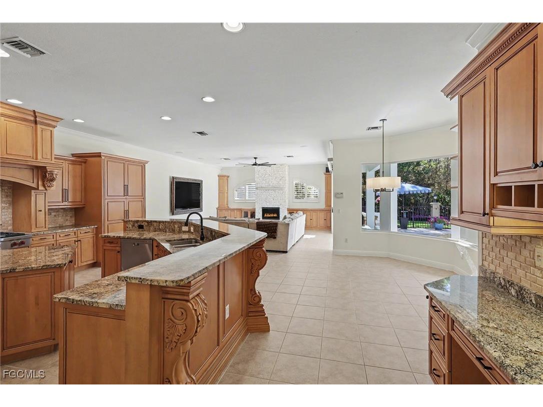 7376 Heritage Palms Estates Drive Fort Myers FL 33966 2026001146 image8