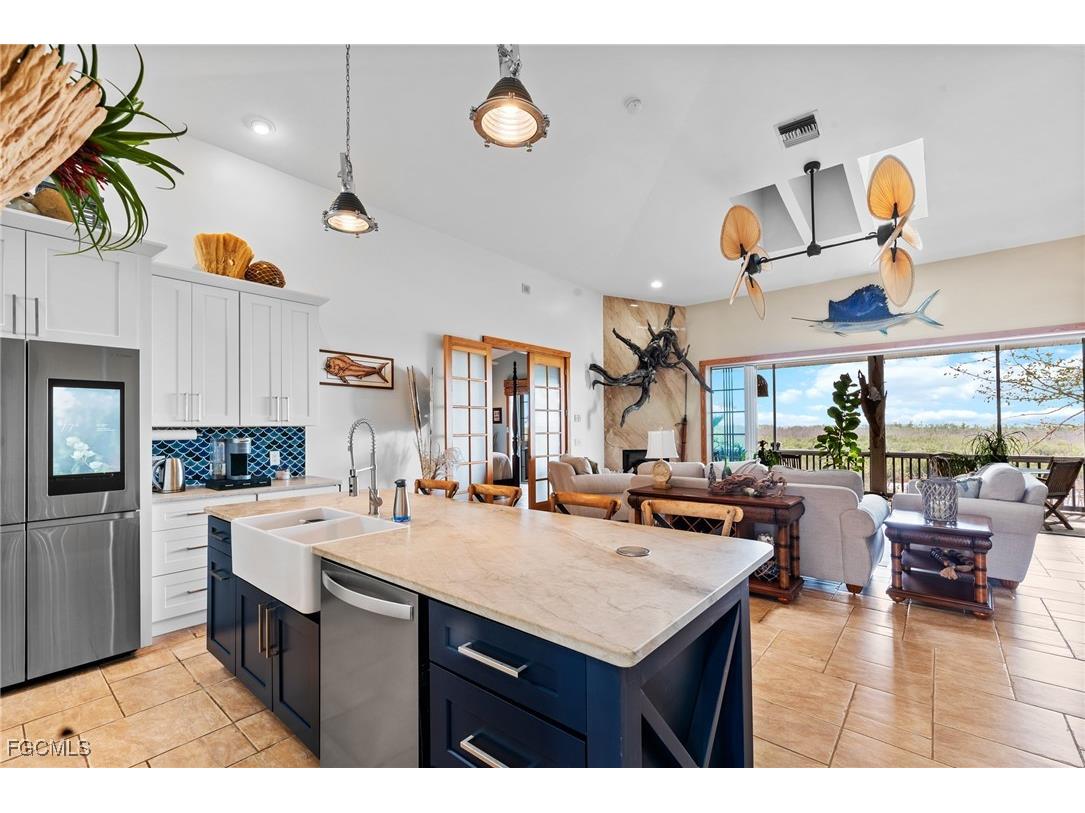 7377 Pineland Road Bokeelia FL 33922 2025017377 image10