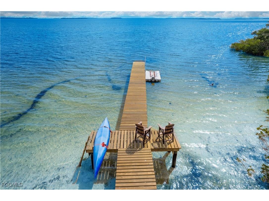 7377 Pineland Road Bokeelia FL 33922 2025017377 image2