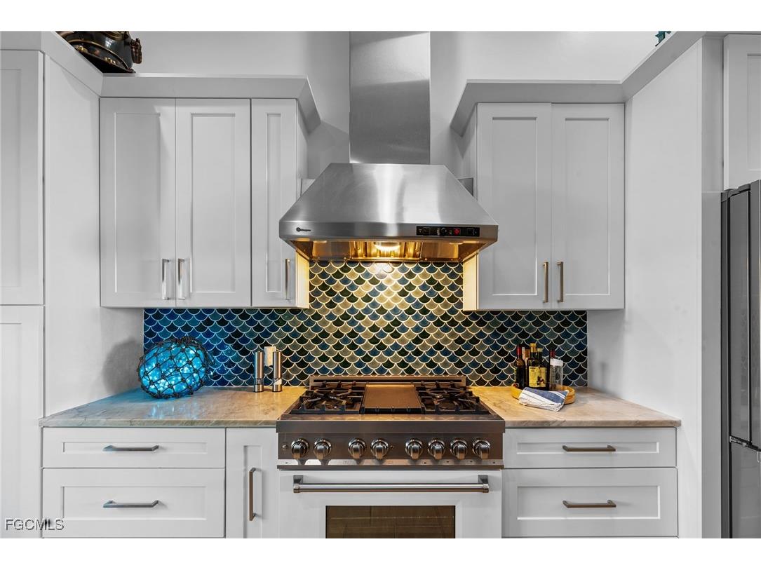 7377 Pineland Road Bokeelia FL 33922 2025017377 image6