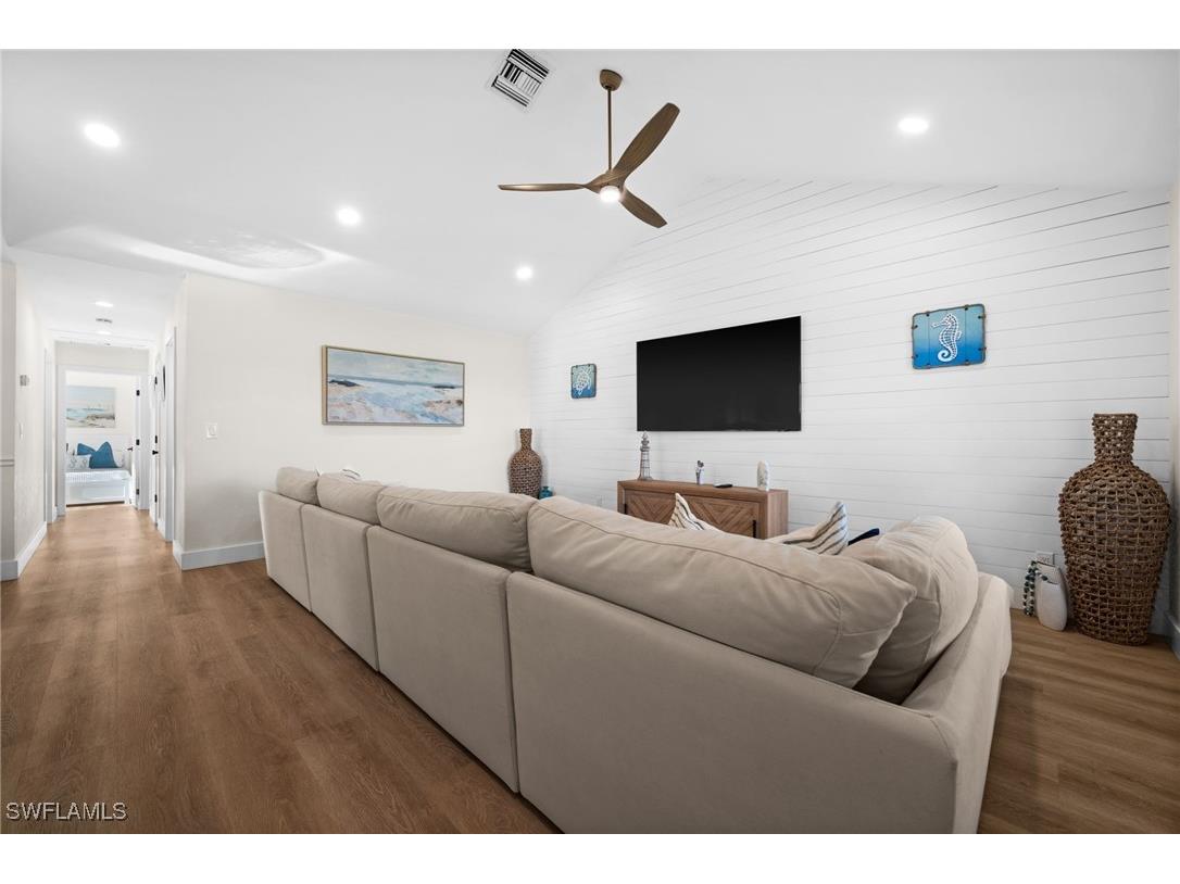 738 95th Avenue N Naples FL 34108 225067609 image12