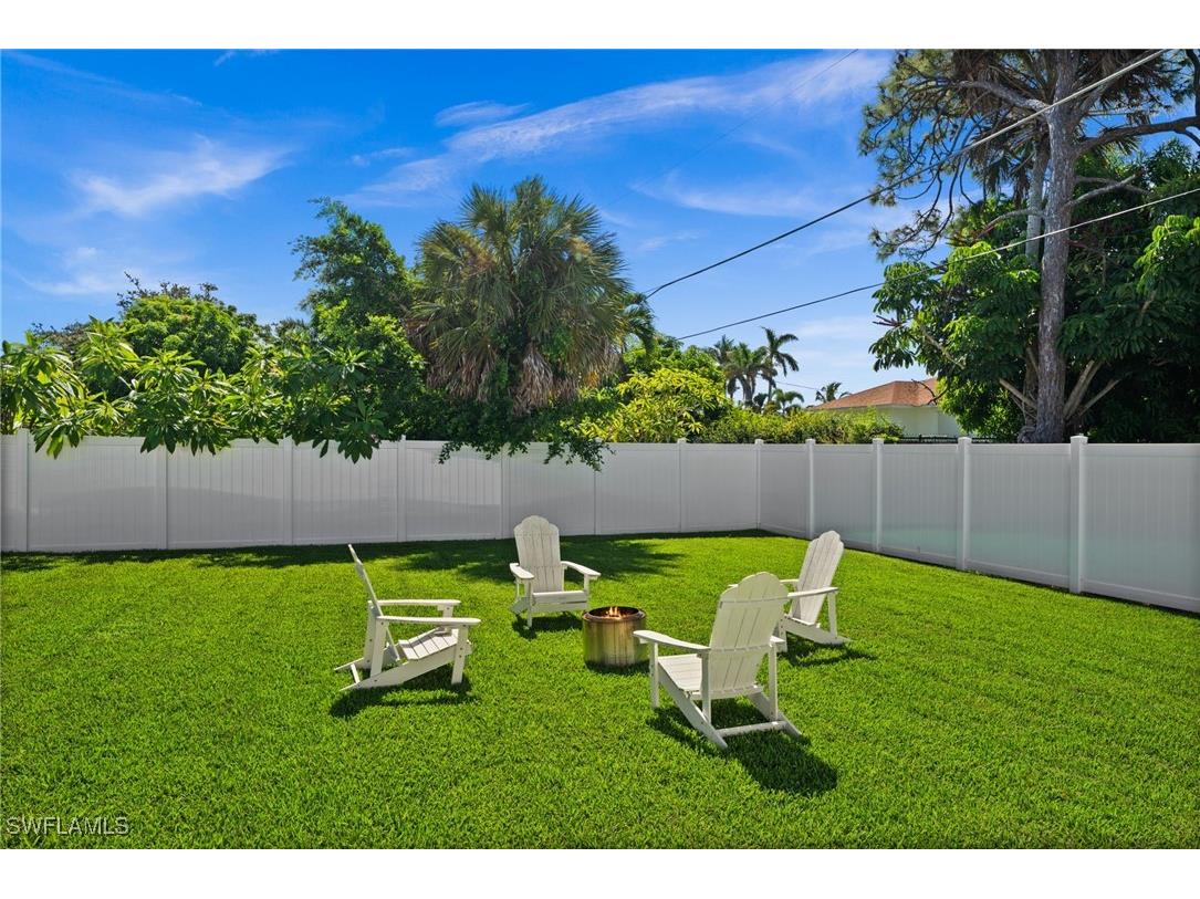 738 95th Avenue N Naples FL 34108 225067609 image26