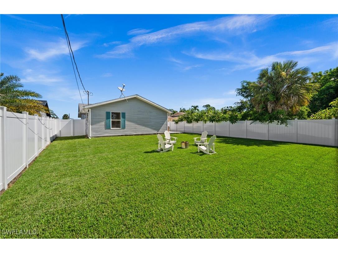 738 95th Avenue N Naples FL 34108 225067609 image27