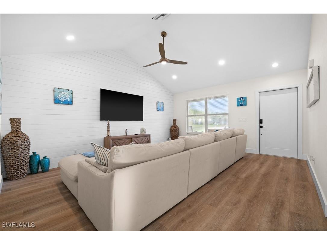 738 95th Avenue N Naples FL 34108 225067609 image3