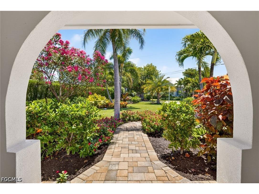 738 Anchor Drive Sanibel FL 33957 2026021393 image39