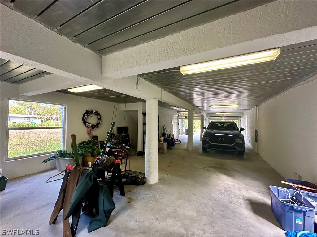 738 Park Avenue Naples FL 34110 226009396 image7