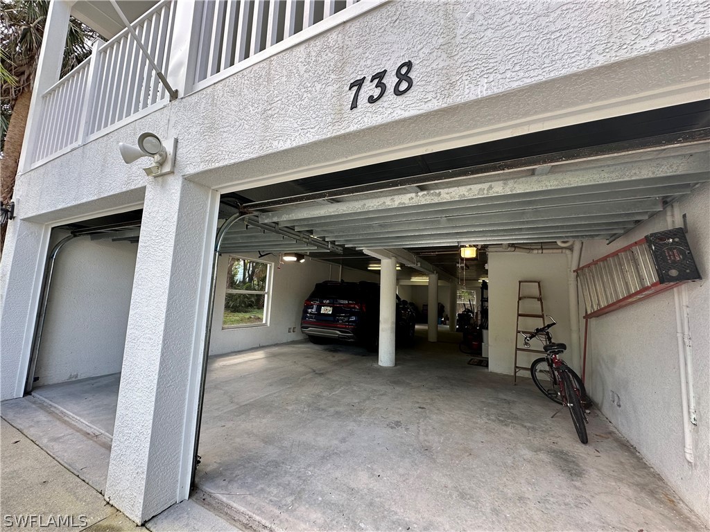 738 Park Avenue Naples FL 34110 226009396 image8