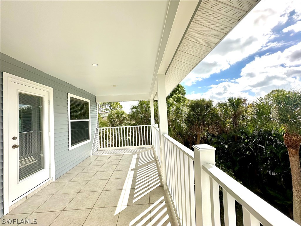 738 Park Avenue Naples FL 34110 226009396 image9