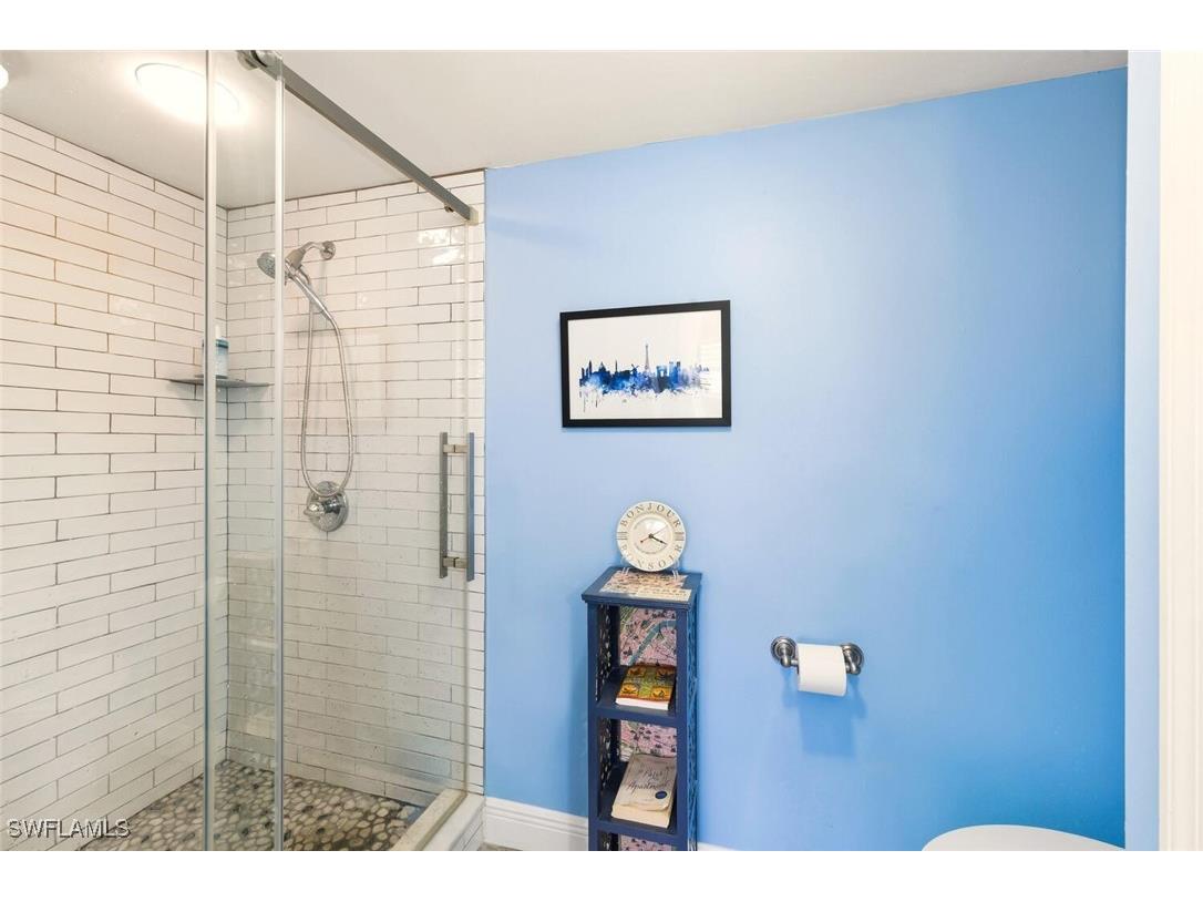 7380 Saint Ives Way #1108 Naples FL 34104 225081241 image16