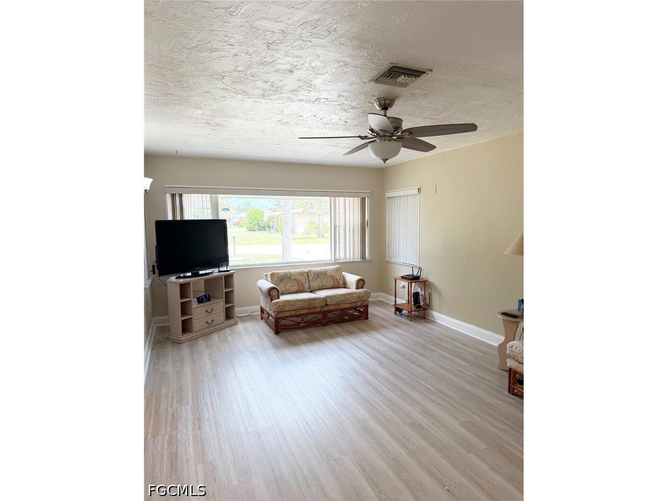 7386 Pine Drive Fort Myers FL 33967 2026017538 image2