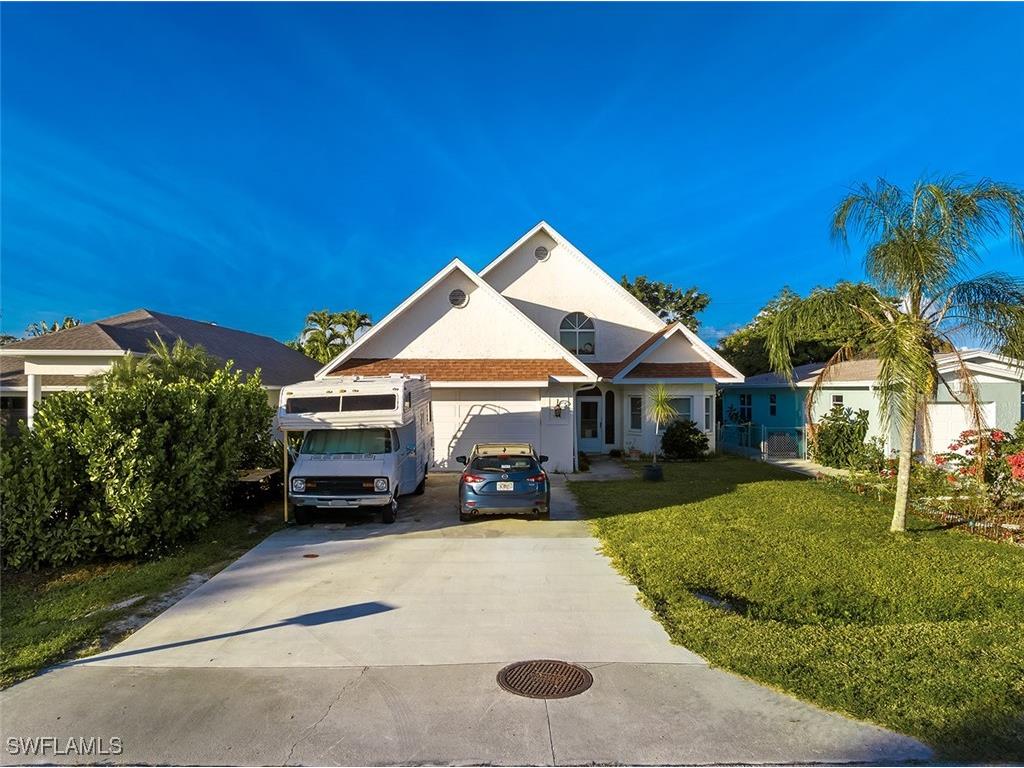 739 102nd Avenue N Naples FL 34108 226001789 image1