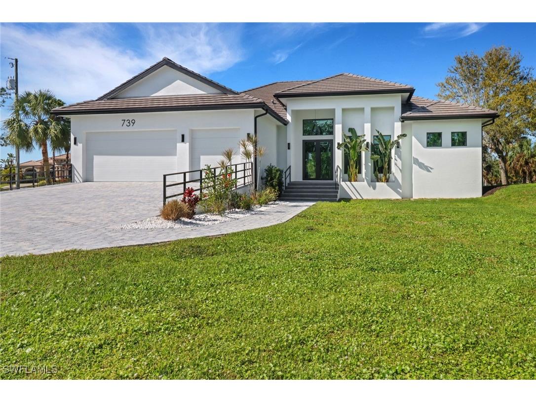 739 23rd Street SW Naples FL 34117 225011249 image1
