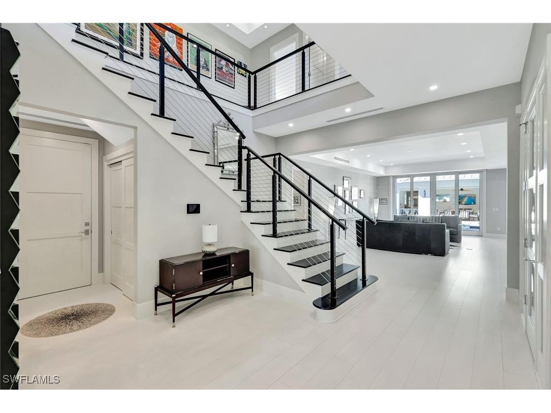 739 5th Avenue N Naples FL 34102 226005784 image22