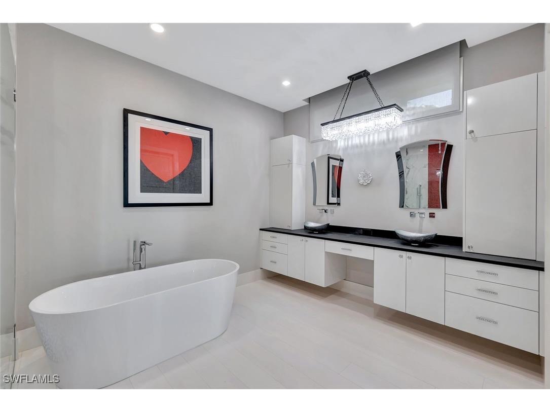 739 5th Avenue N Naples FL 34102 226005784 image27