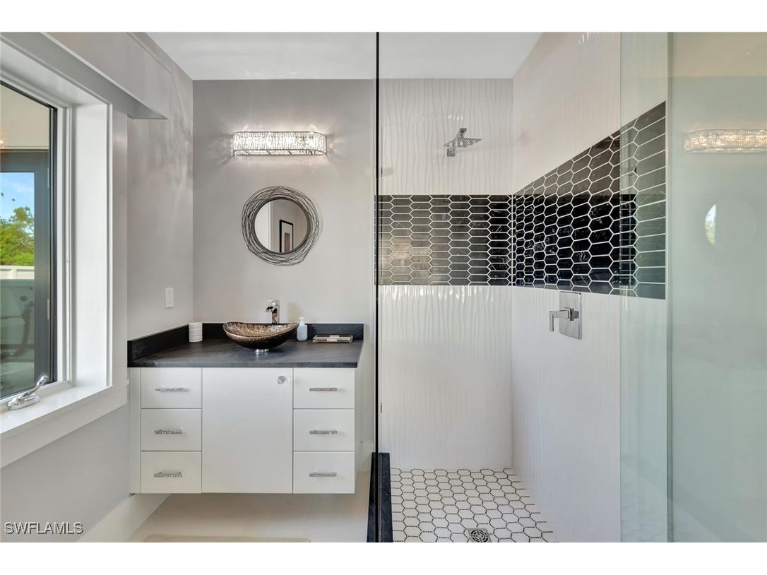 739 5th Avenue N Naples FL 34102 226005784 image36