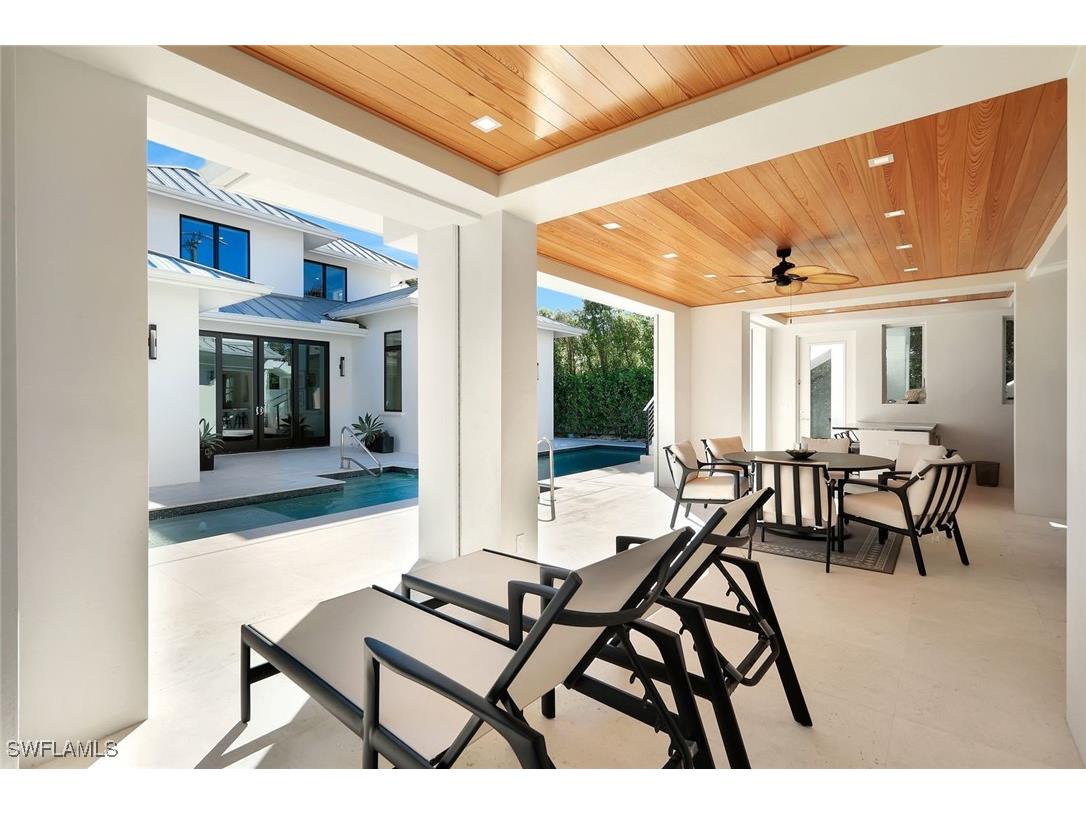 739 5th Avenue N Naples FL 34102 226005784 image44