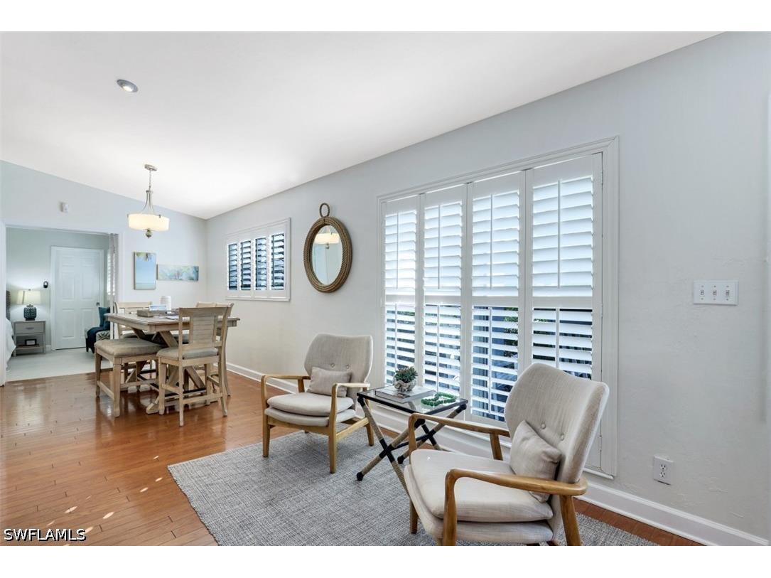 739 7th Avenue N Naples FL 34102 226019054 image16