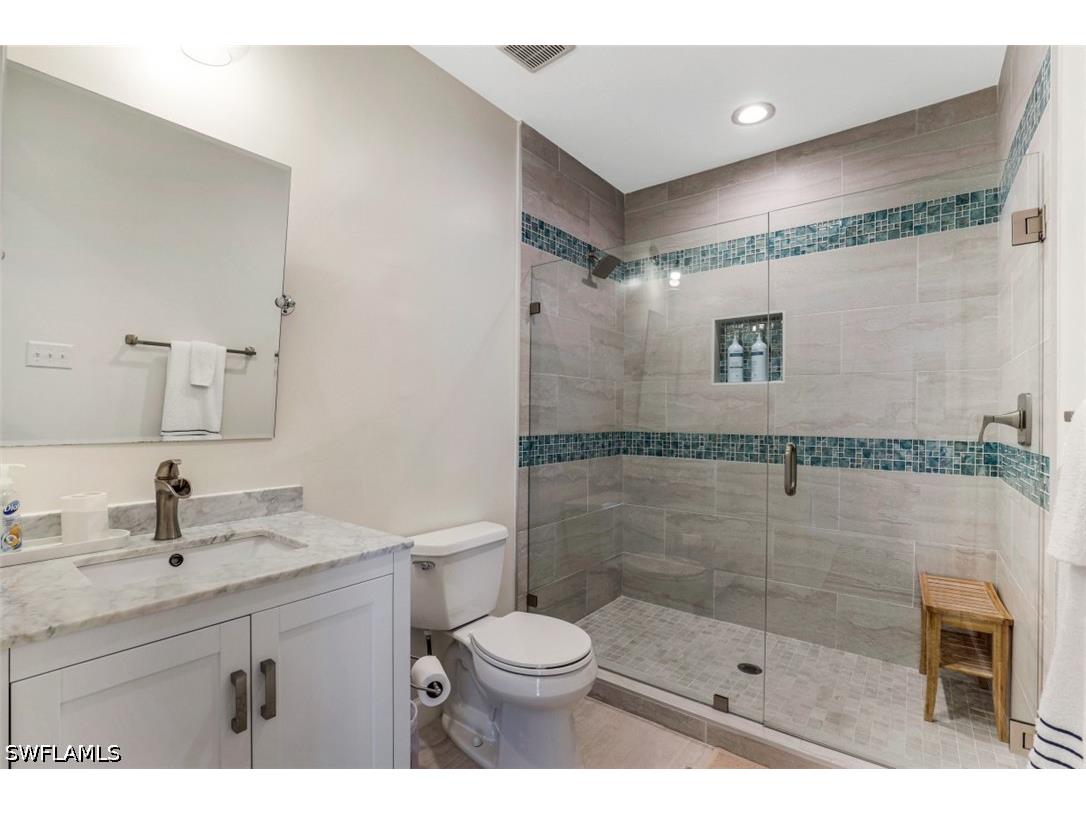 739 7th Avenue N Naples FL 34102 226019054 image28
