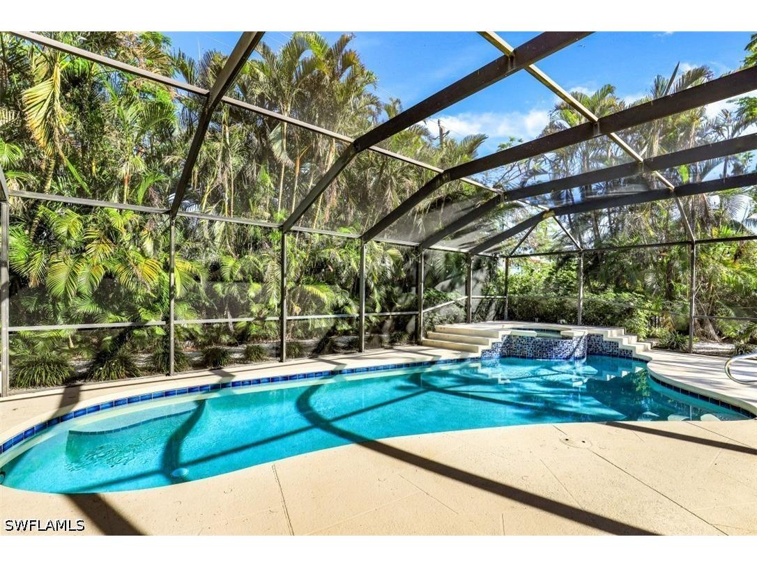 739 7th Avenue N Naples FL 34102 226019054 image29