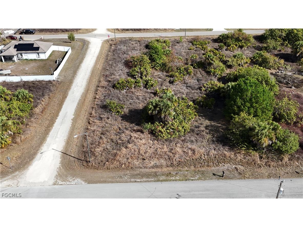 739 Cardinal Street E Lehigh Acres FL 33974 2026009327 image1