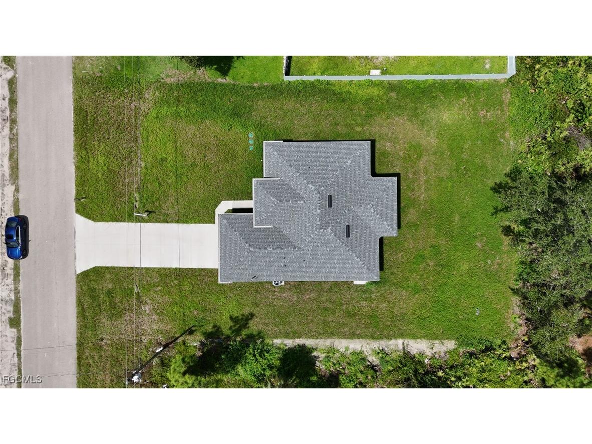 739 Sunrise Boulevard Lehigh Acres FL 33974 2025003455 image5