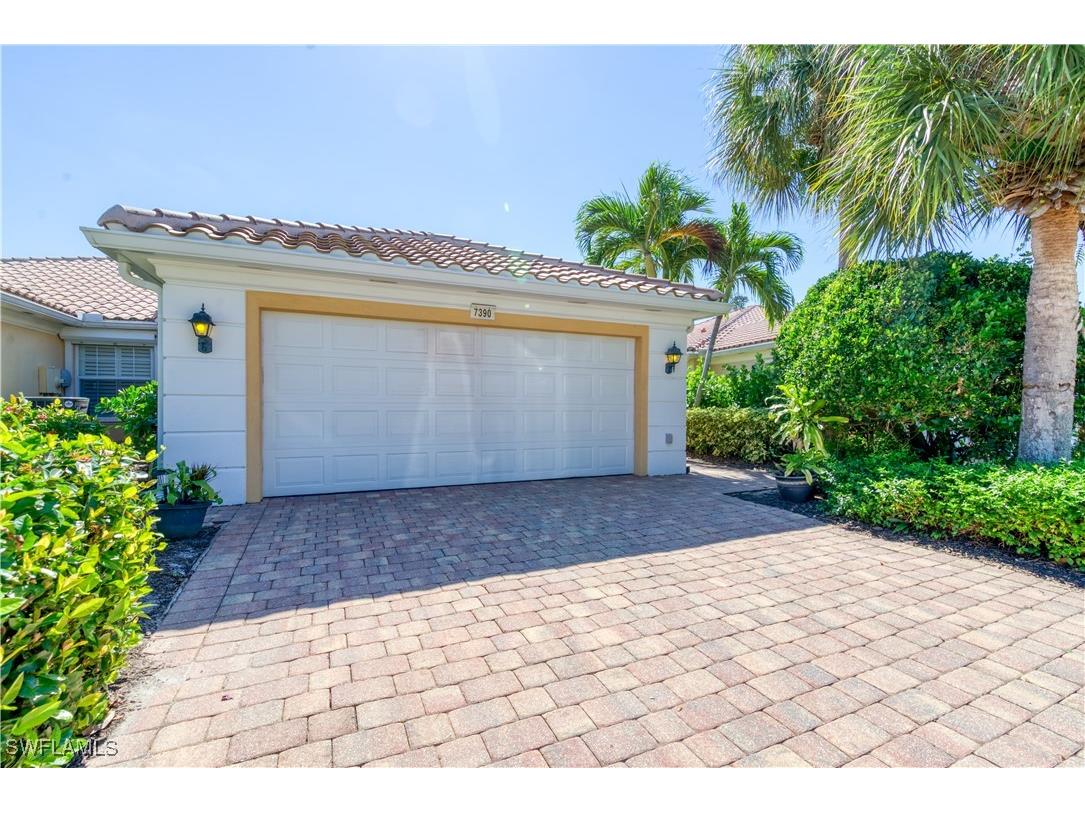 7390 Emilia Lane Naples FL 34114 225077818 image1