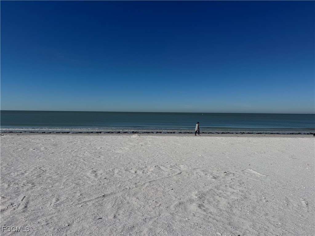 7390 Estero Boulevard #403 Fort Myers Beach FL 33931 2026004395 image2