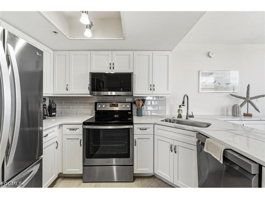 7390 Estero Boulevard #404 Fort Myers Beach FL 33931 2026020113 image13