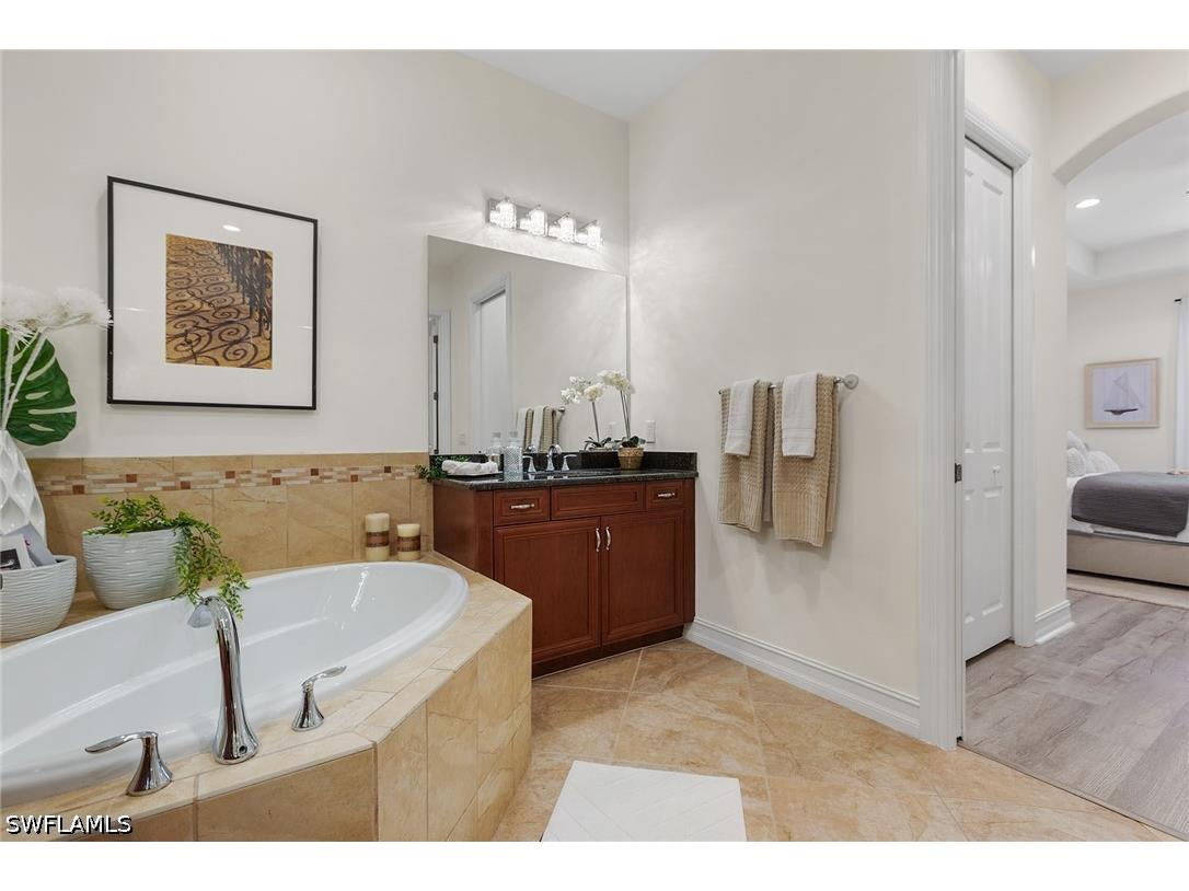 7393 Moorgate Point Way Naples FL 34113 226014665 image19