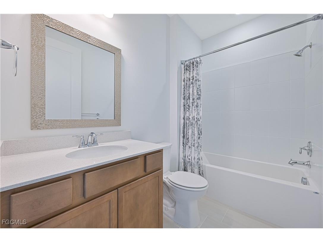 7394 Blue Salvia Drive North Fort Myers FL 33917 2025021717 image32