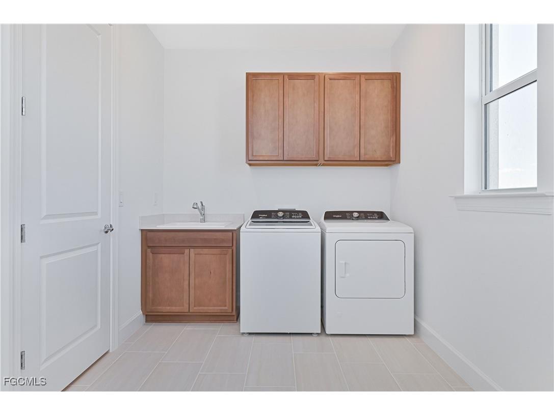 7394 Blue Salvia Drive North Fort Myers FL 33917 2025021717 image34