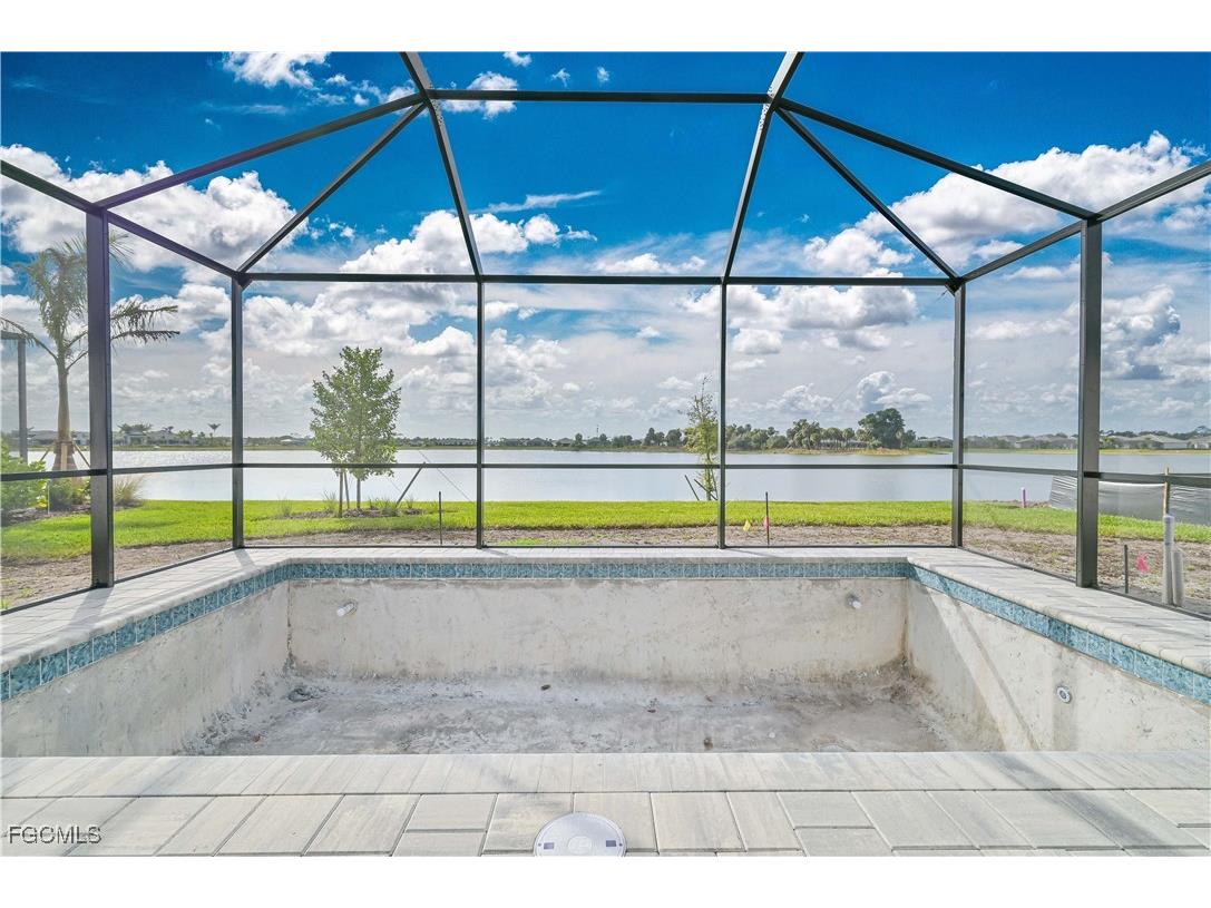 7394 Blue Salvia Drive North Fort Myers FL 33917 2025021717 image4