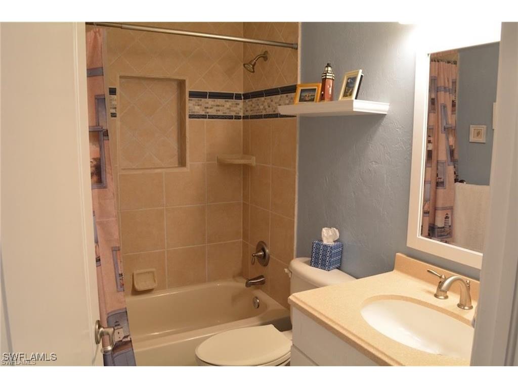 74 2nd Street Bonita Springs FL 34134 225052530 image6