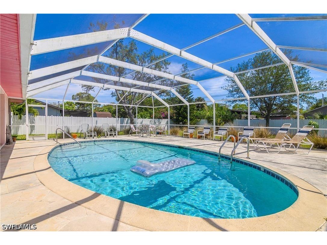 74 8th Street Bonita Springs FL 34134 226018515 image1