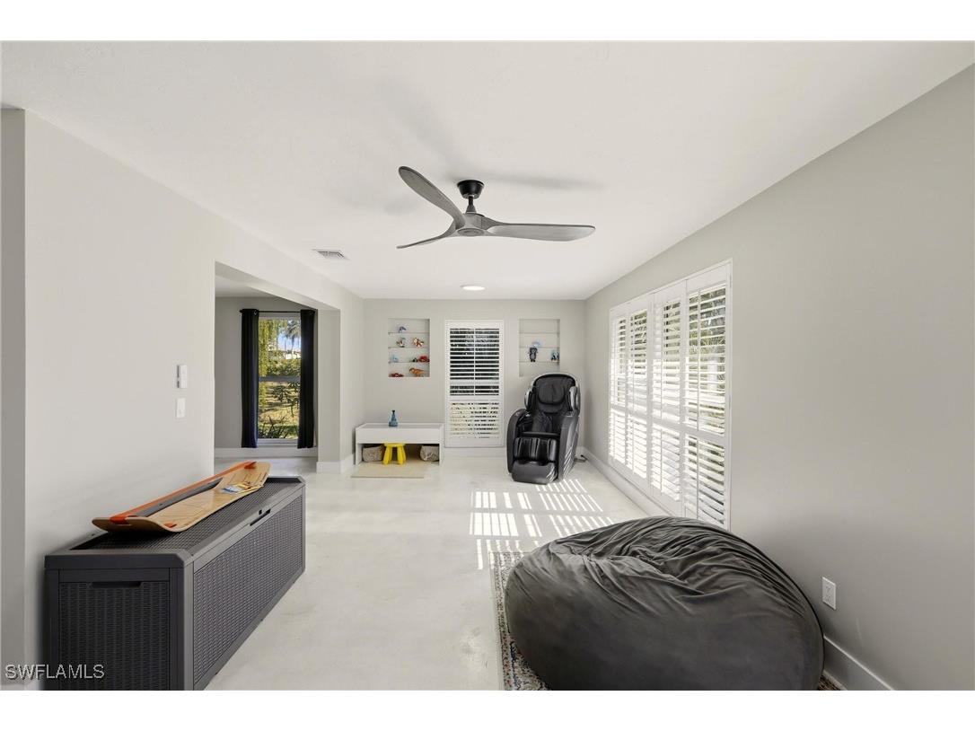 74 Aqua Lane North Fort Myers FL 33903 226000146 image11