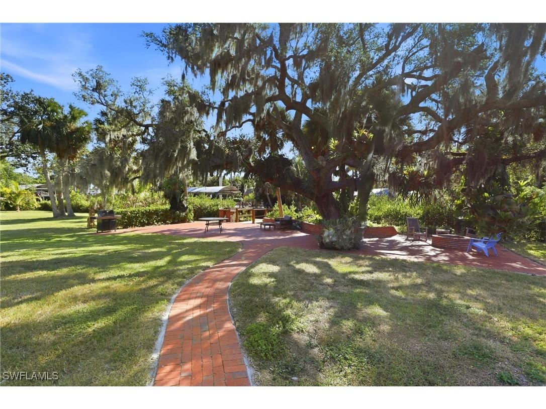 74 Aqua Lane North Fort Myers FL 33903 226000146 image42