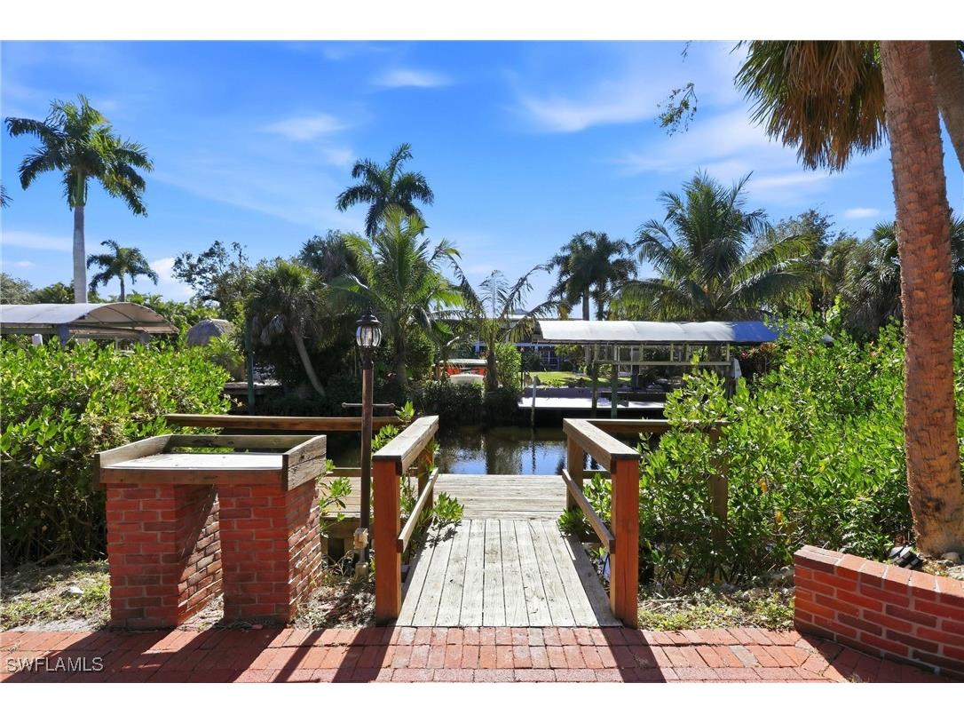 74 Aqua Lane North Fort Myers FL 33903 226000146 image44