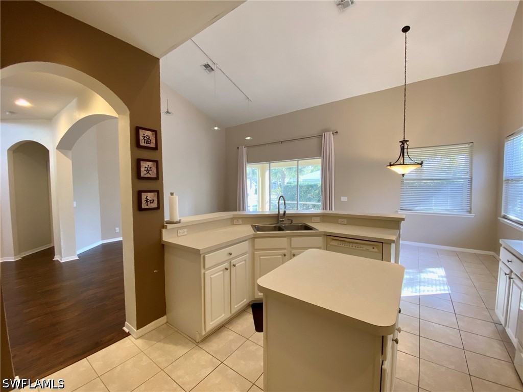 74 Burnt Pine Drive Naples FL 34119 226013859 image10