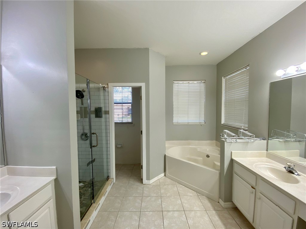 74 Burnt Pine Drive Naples FL 34119 226013859 image15