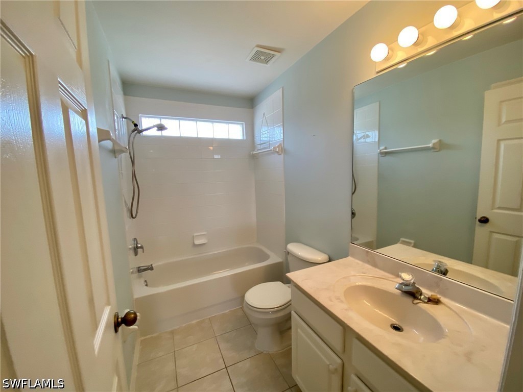 74 Burnt Pine Drive Naples FL 34119 226013859 image23
