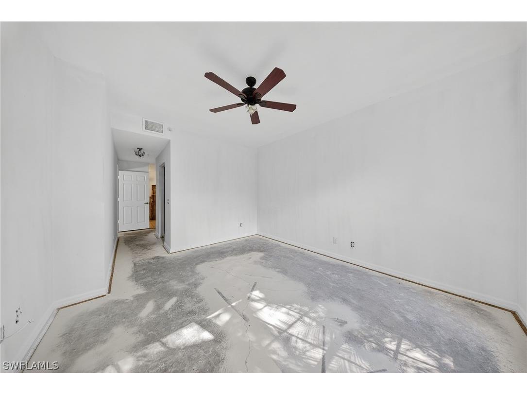 74 Silver Oaks Circle #9-103 Naples FL 34119 226008591 image12