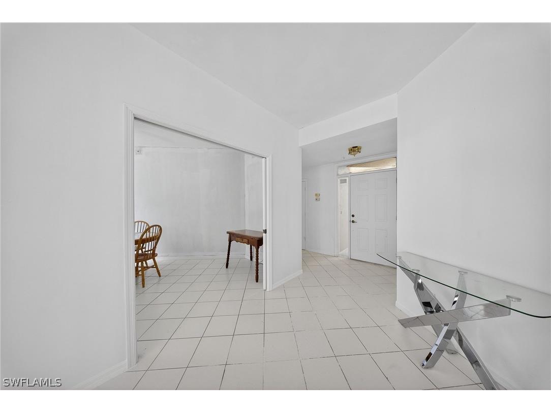 74 Silver Oaks Circle #9-103 Naples FL 34119 226008591 image17