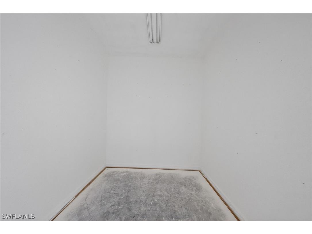 74 Silver Oaks Circle #9-103 Naples FL 34119 226008591 image19