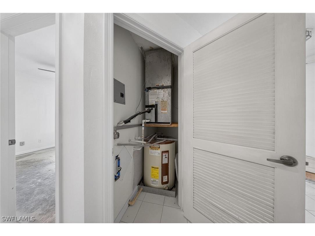 74 Silver Oaks Circle #9-103 Naples FL 34119 226008591 image30