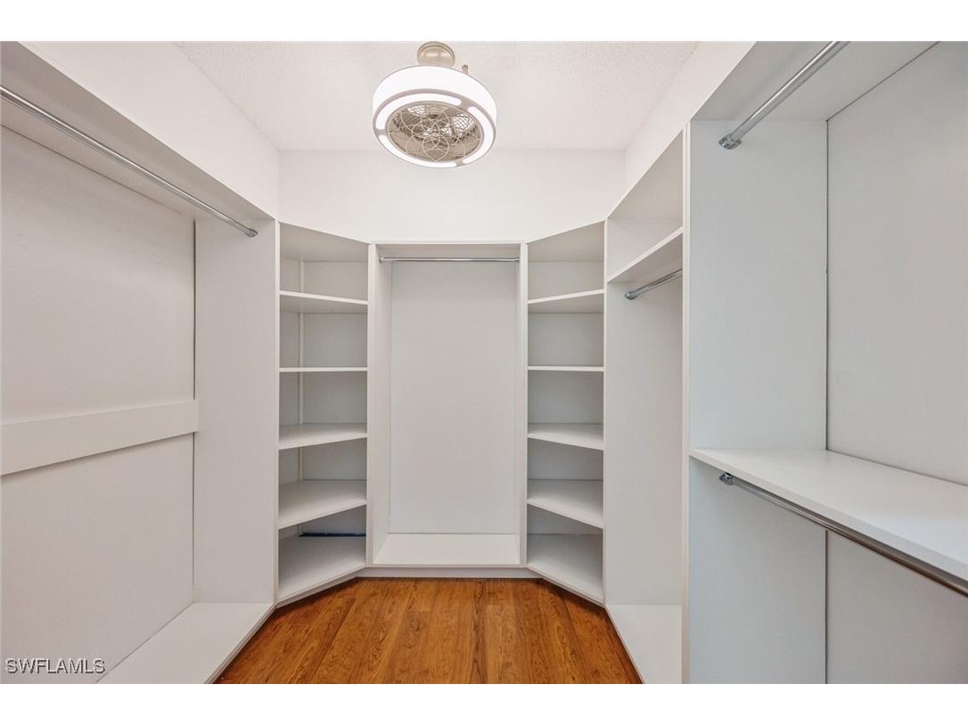 74 Silver Oaks Circle #9-202 Naples FL 34119 225053865 image23