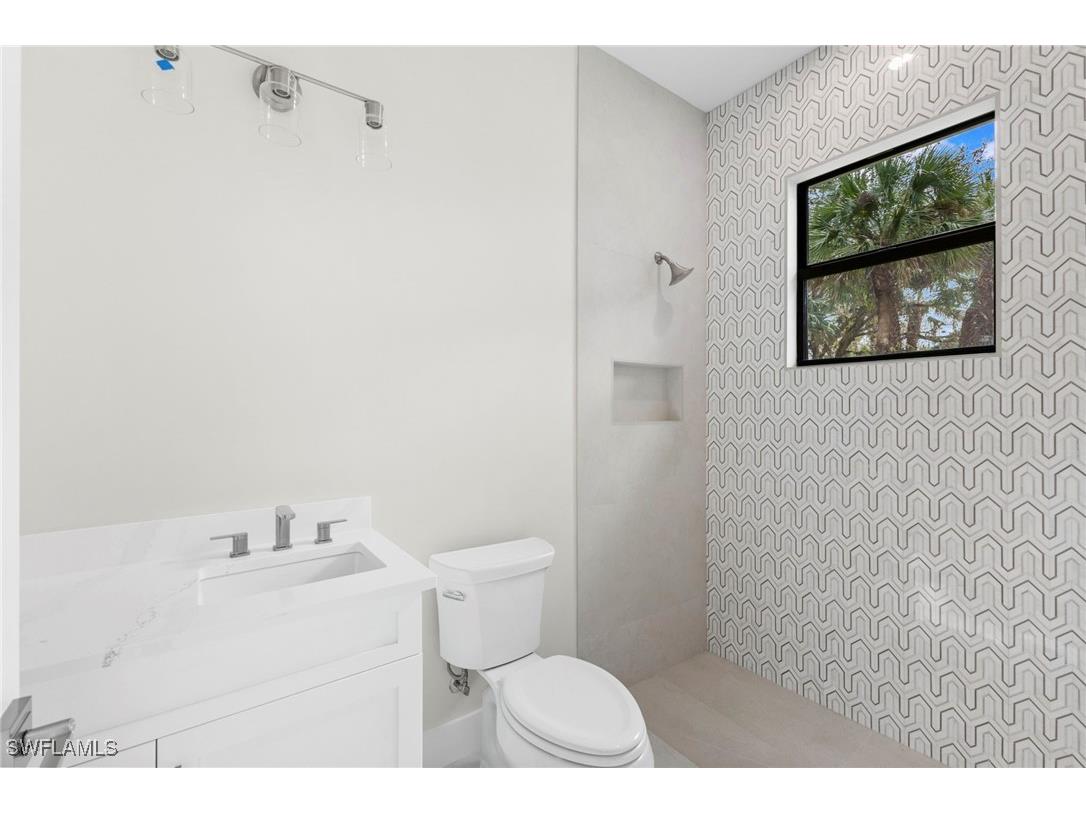 740 13th Street NW Naples FL 34120 225010442 image26